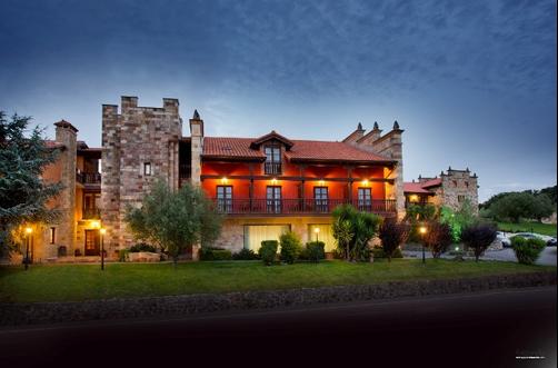 Complejo San Marcos Posada Spa - Santillana del Mar - Building
