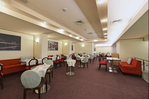 Ramada Bucharest Parc - Bucharest - Restaurant