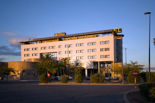 Simba - Castellón - Building