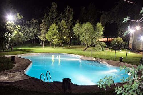 Ayre Hotel Córdoba - Córdoba - Pool
