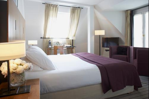 Hotel Montalembert - Paris - Bedroom