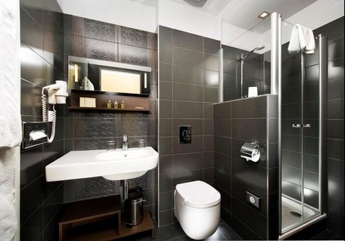 Opera Garden Hotel & Apartments - Budapest - Bedroom
