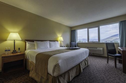 Thompson Hotel - Kamloops - King bedroom