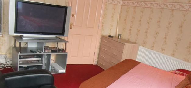 India Guest House - Birmingham - Bedroom