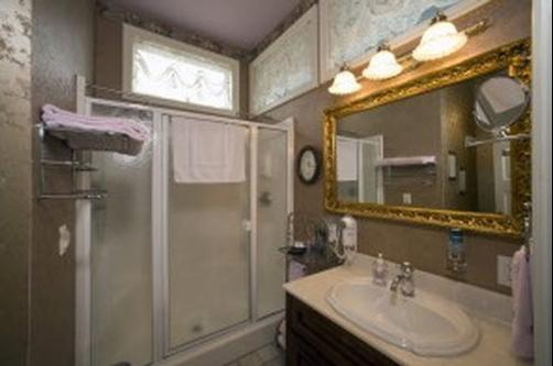 Port City Victorian Inn - Muskegon - Bathroom