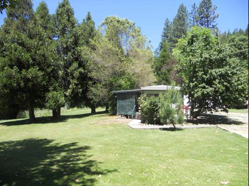 Klamath River Resort Inn - Happy Camp - Building