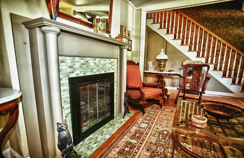 Harrington House - Milford - Living room