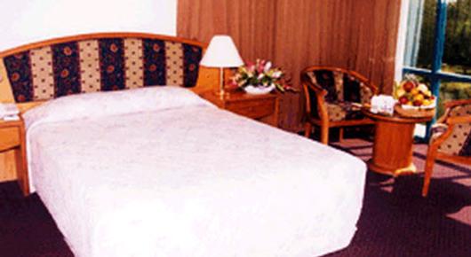 Hotel Lake Castle - Dhaka - Bed