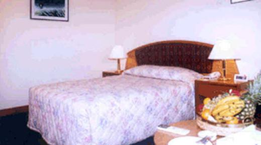 Hotel Lake Castle - Dhaka - Bed