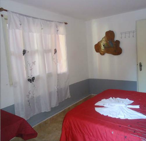 Sweet Hostel Guest House - Puerto Iguazu - Bedroom