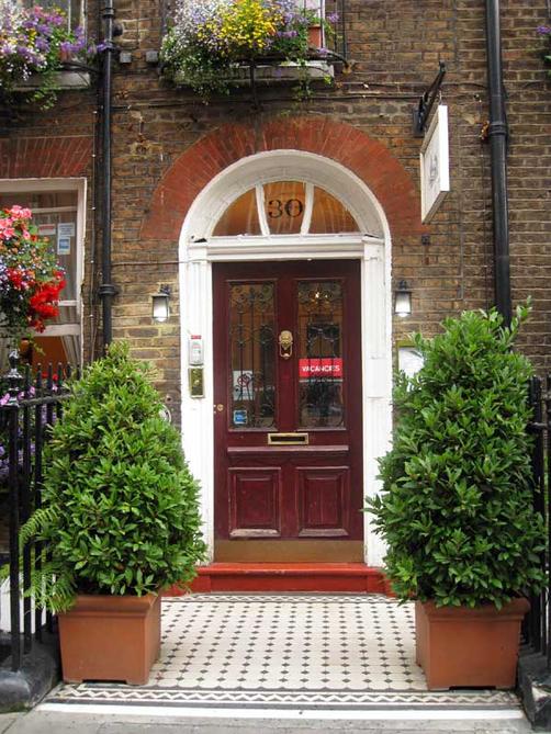 Edward Lear Hotel - London - Building