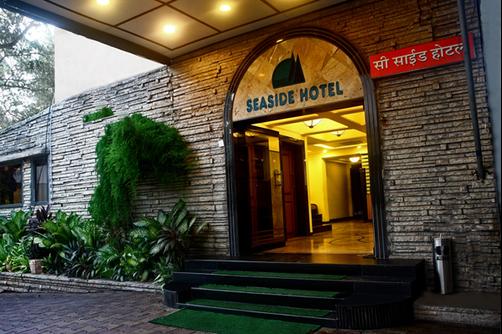 Sea Side Hotel - Mumbai - Building