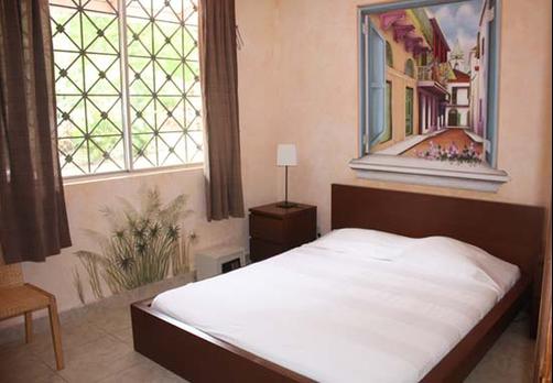 The Balboa Inn - Panama City - Bed
