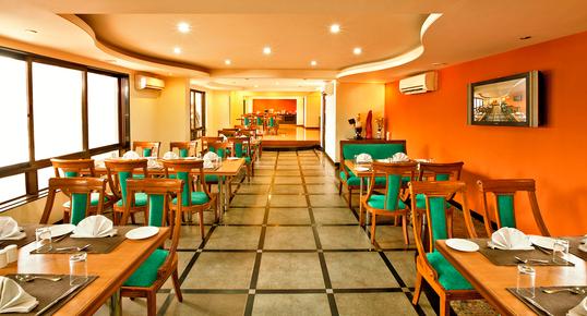 Sterling Mayur Lonavala - Lonavala - Restaurant