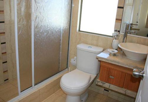 Marina Serena Centro Turistico - La Serena - Bathroom