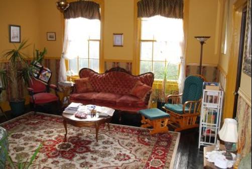 Green Tree Inn - Luray - Living room