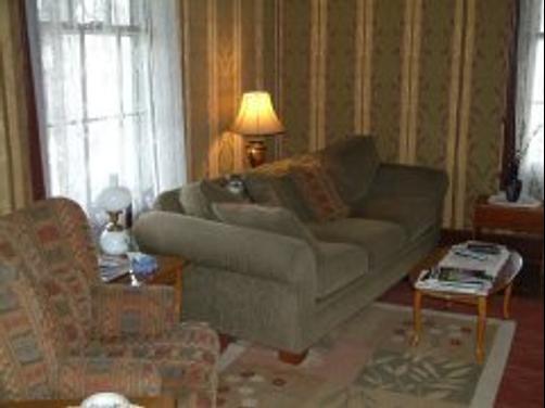 Green Tree Inn - Luray - Living room
