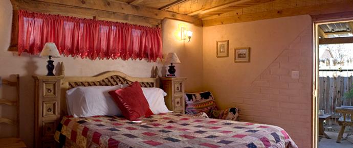 Adobe Nido Bed & Breakfast - Albuquerque - Bedroom