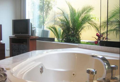 Suites Orrantia - Lima - Bathroom
