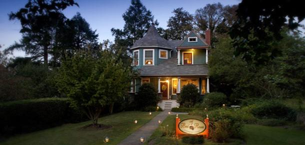 A Bed Of Roses - Asheville - Building