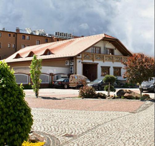 Hotel Katharein - Opava - Building
