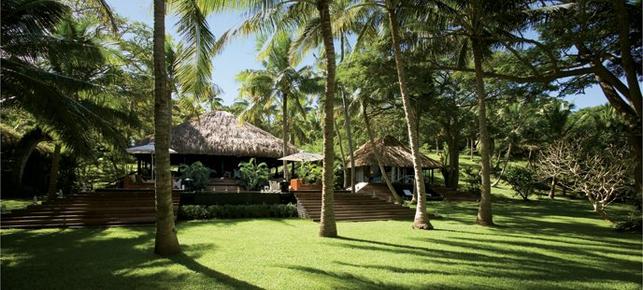 Dolphin Island - Nakorokula - Building