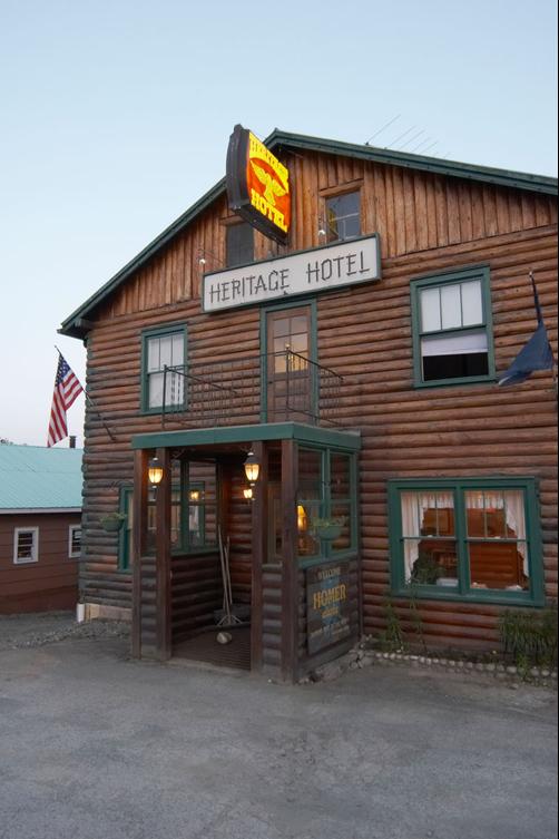 Heritage Hotel Lodge - Homer - Building