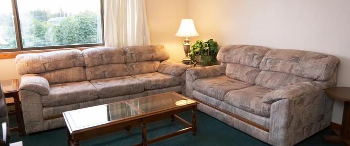 Heritage Hotel Lodge - Homer - Living room