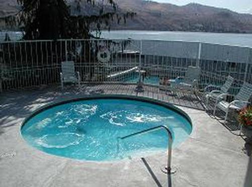 Darnell's Lake Resort - Chelan - Pool