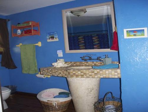 Kalani Hawaii Private Lodging - Haleiwa - Bathroom