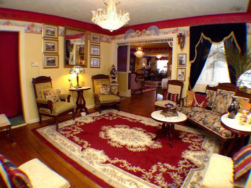 English Rose Inn - Montgomery Center - Living room