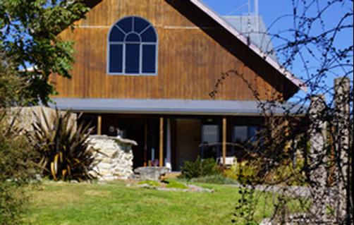 Abseil Inn - Waitomo Caves - Building