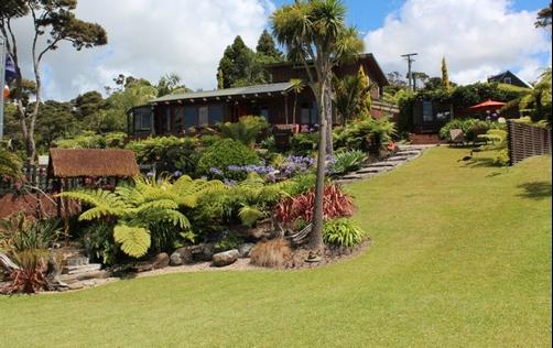 Waters Edge - Raglan - Building