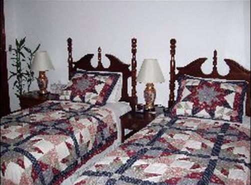 Yun's Place, a Boston And Cambridge B&B - Boston - Bed