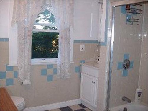 Yun's Place, a Boston And Cambridge B&B - Boston - Bathroom