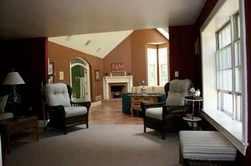 The Grandfield Bed&Breakfast - Madison - Living room