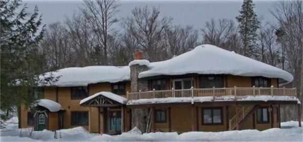 Northern Lights Bed and Breakfast - Old Forge - Building