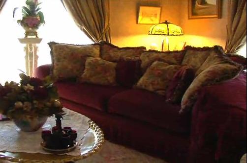 Andrew's Legacy - Cutchogue - Living room