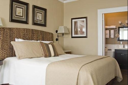 Topside Inn - Boothbay Harbor - Bed