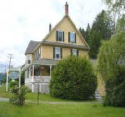 Carriage House Bed and Breakfast - Woodstock - Building