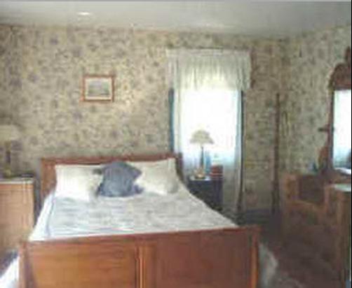 Carriage House Bed and Breakfast - Woodstock - Bed