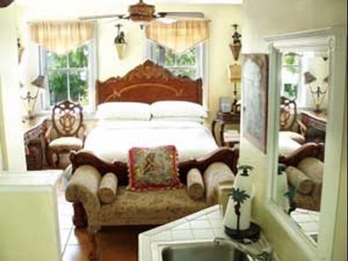 Duval Inn - Key West - Bedroom