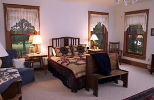Country Oaks Bed & Breakfast - Mountain View - Bedroom