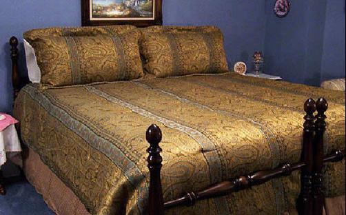 Murphy Guest House Bed and Breakfast - Bristol - Bed