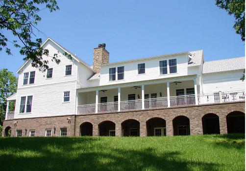 Butterfly Meadows Inn & Farm - Franklin - Building