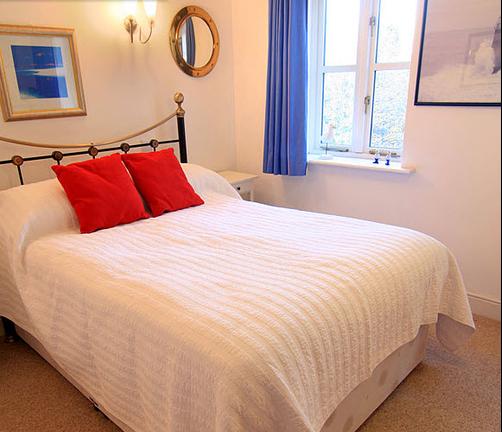 The Purbeck Vineyard - Guest House - Corfe Castle - Bed