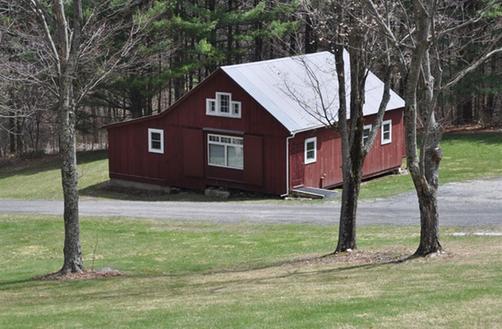 Pond Mountain Inn - Wells - Building