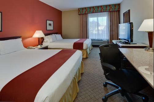 Holiday Inn Express & Suites Tampa Northwest-Oldsmar - Oldsmar - Bedroom