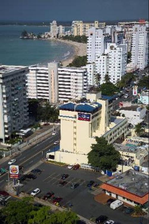 Howard Johnson Hotel - Carolina San Juan PR - Carolina