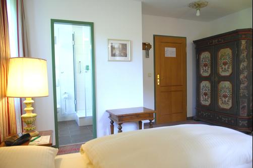 Landhotel Martinshof - Munich - Double room